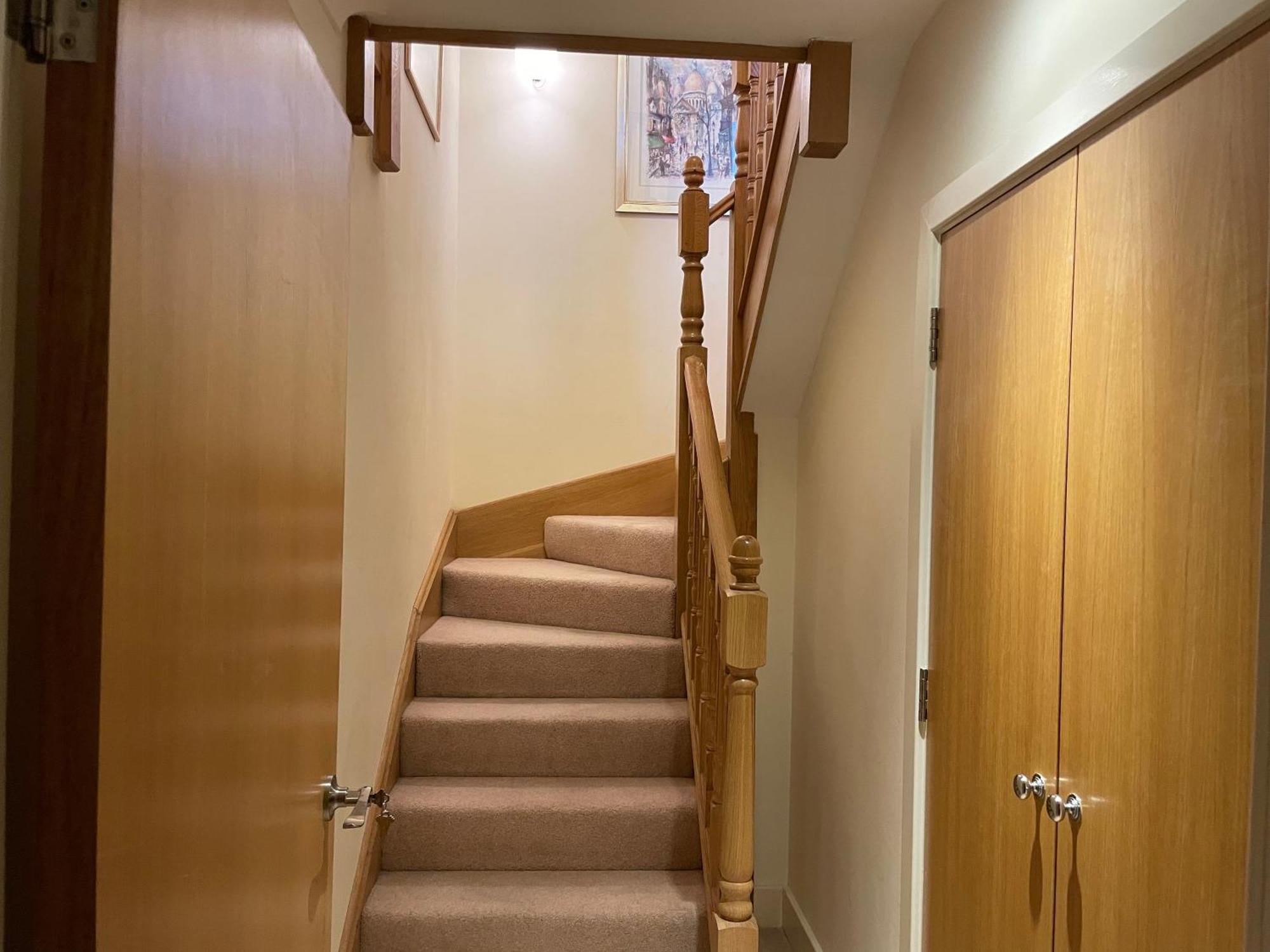 Top Floor En-Suite Double Bedrooms With Great View Of Windsor Castle & Free Parking 外观 照片