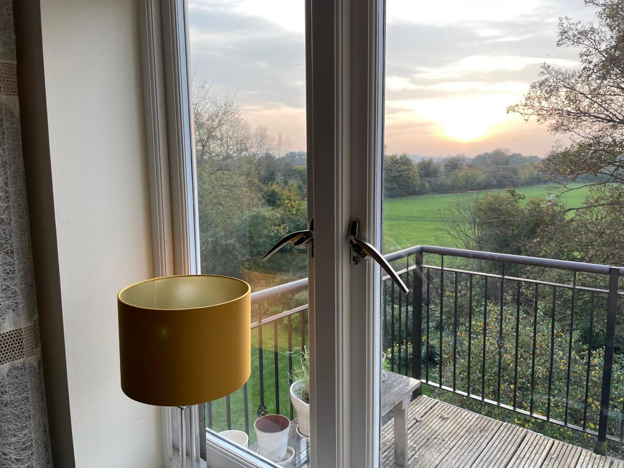 Top Floor En-Suite Double Bedrooms With Great View Of Windsor Castle & Free Parking 外观 照片