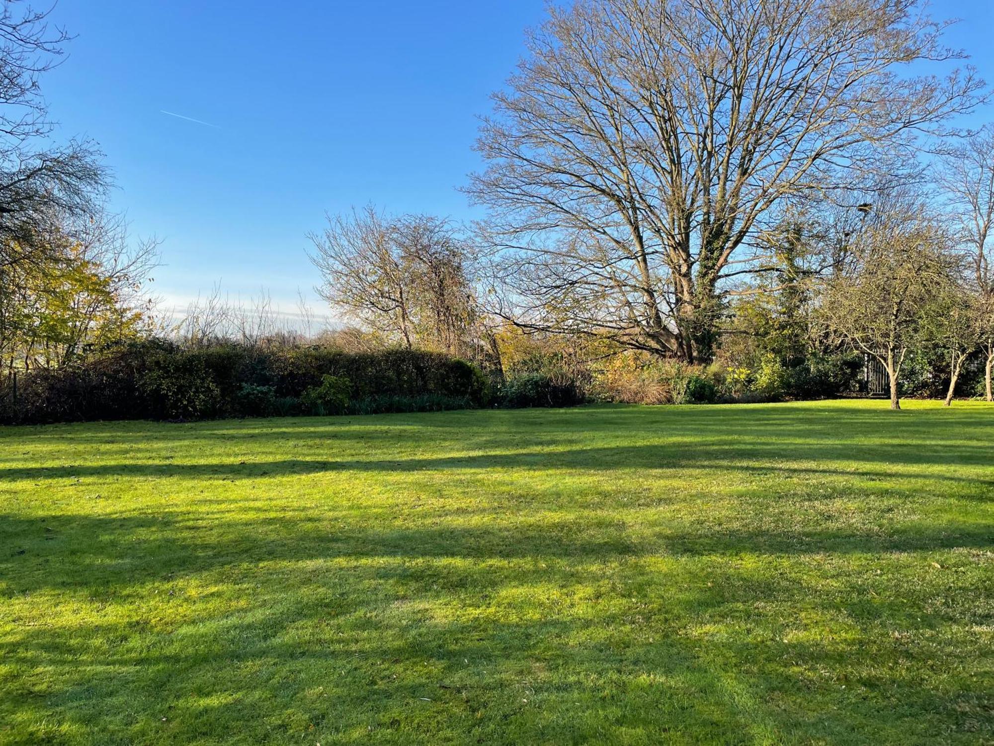 Top Floor En-Suite Double Bedrooms With Great View Of Windsor Castle & Free Parking 外观 照片